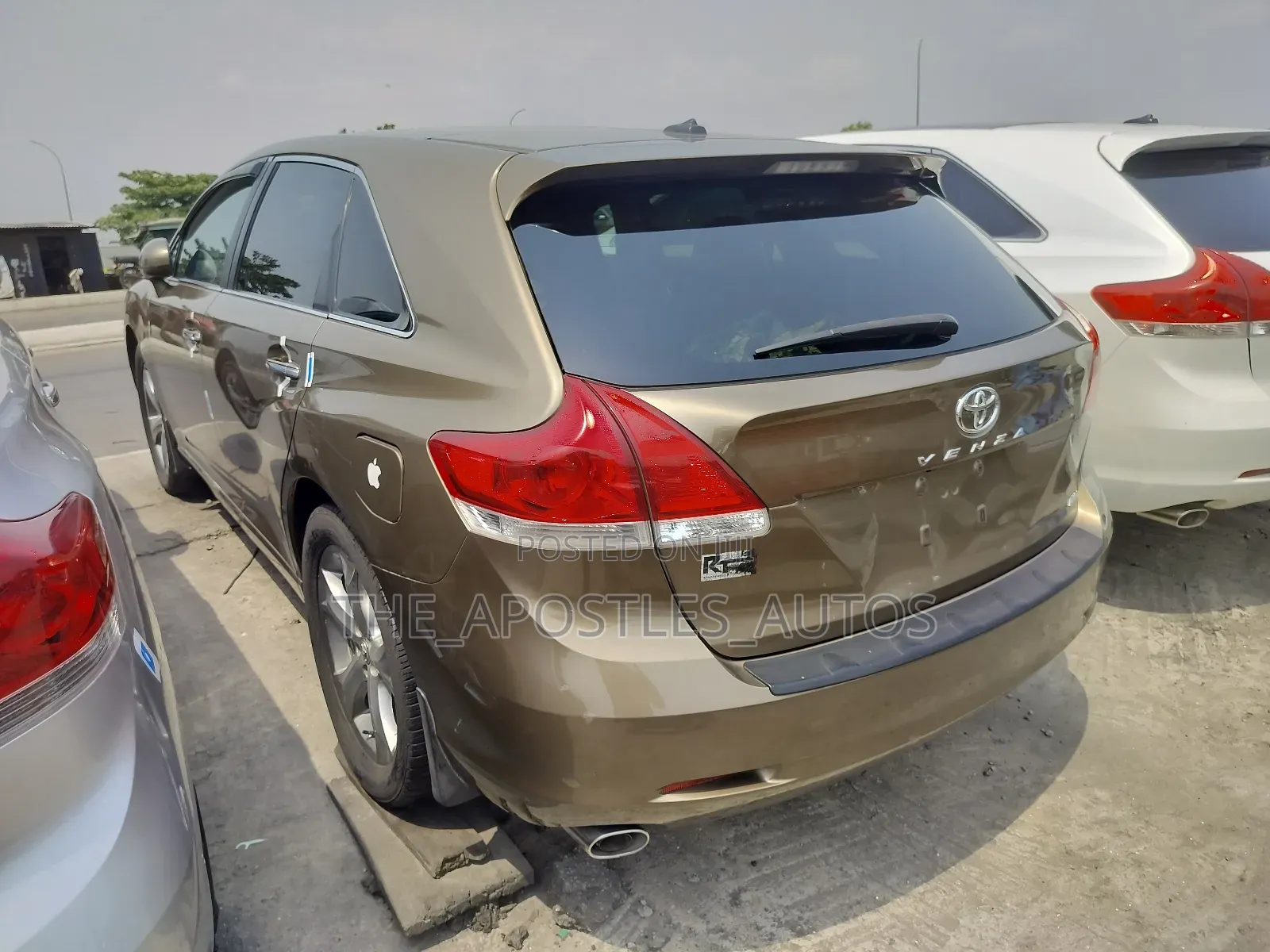 Toyota Venza V6 2012 Gold