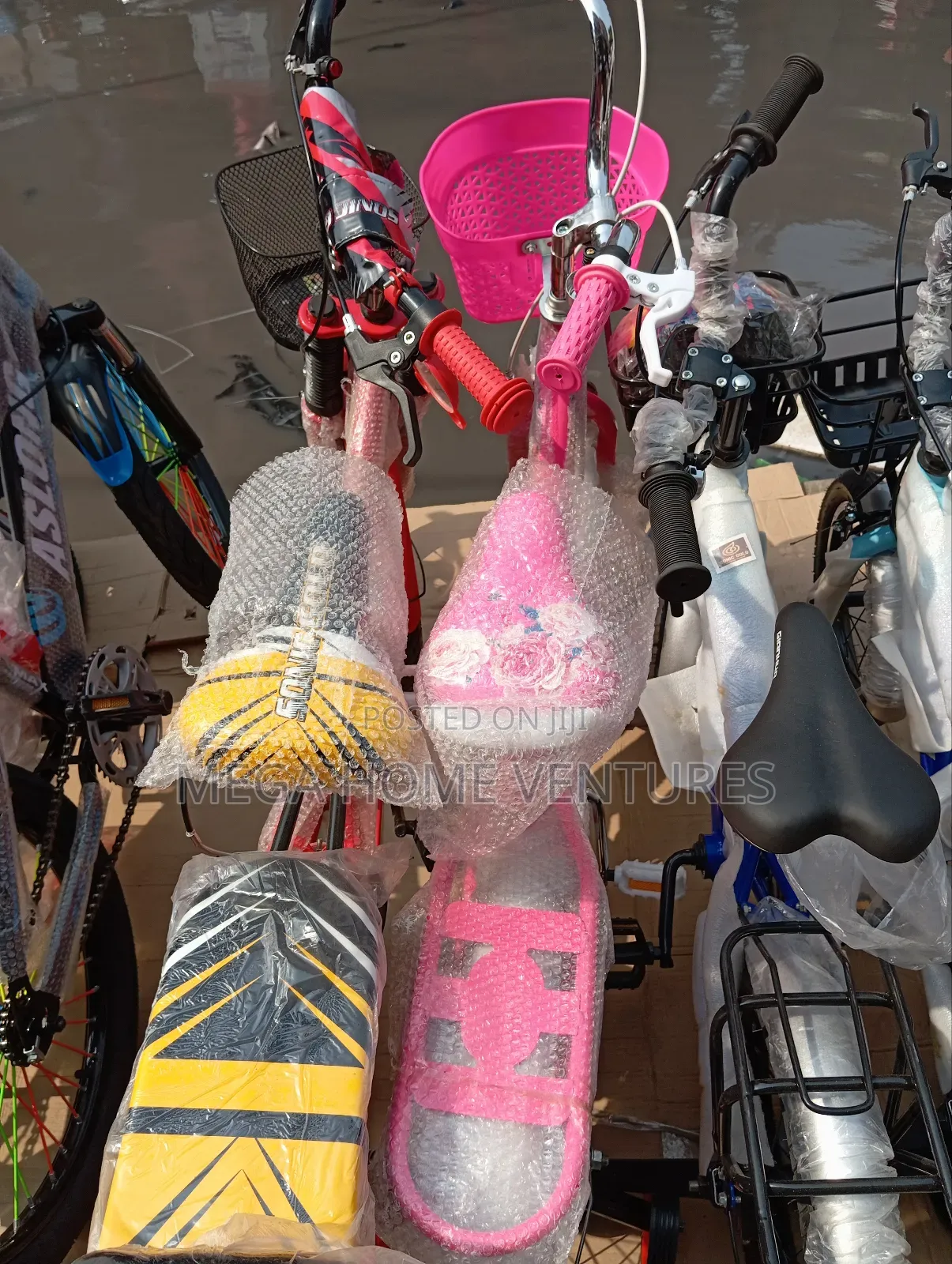Fun Teen Bicycle Pink With Helmet