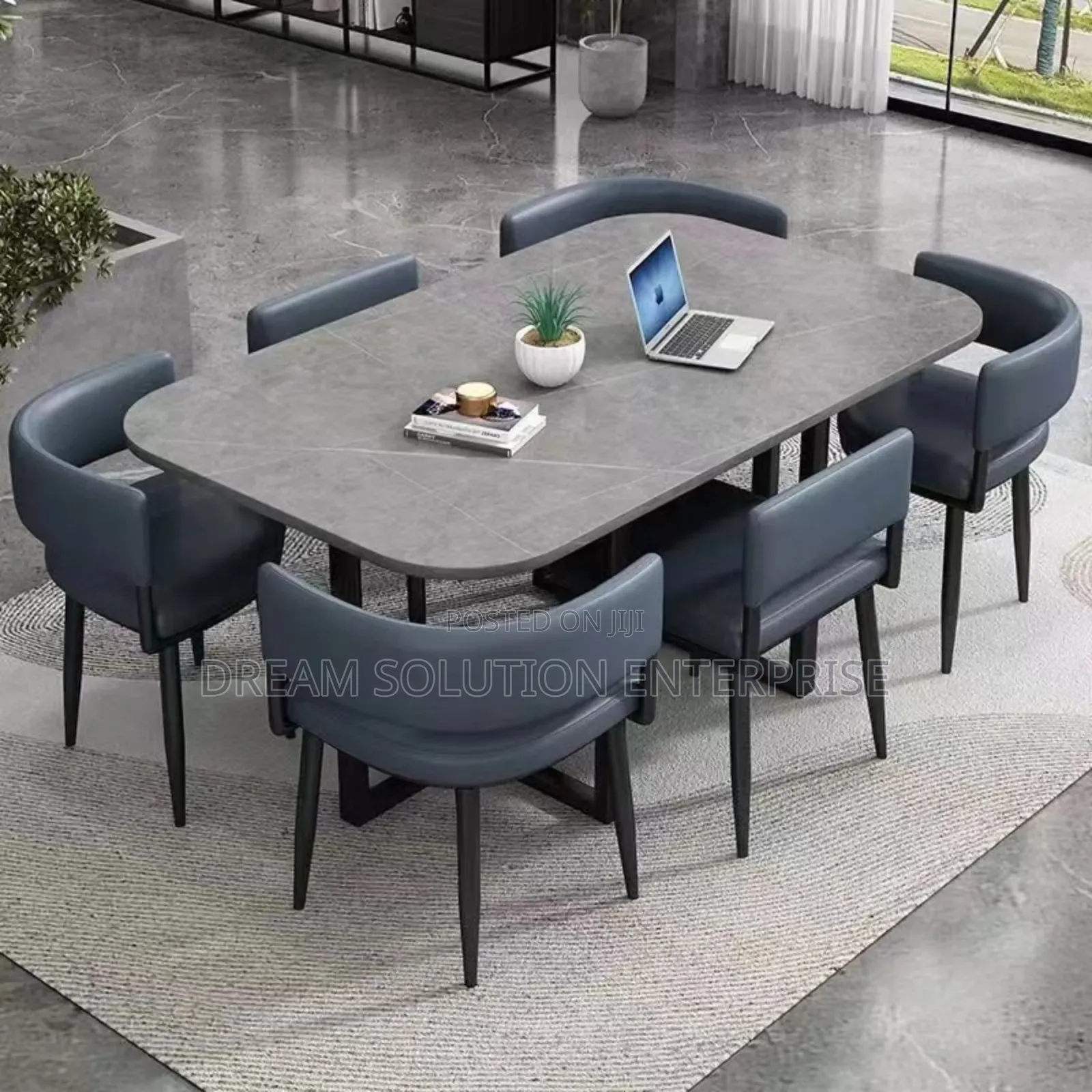 Luxury Dinning Table