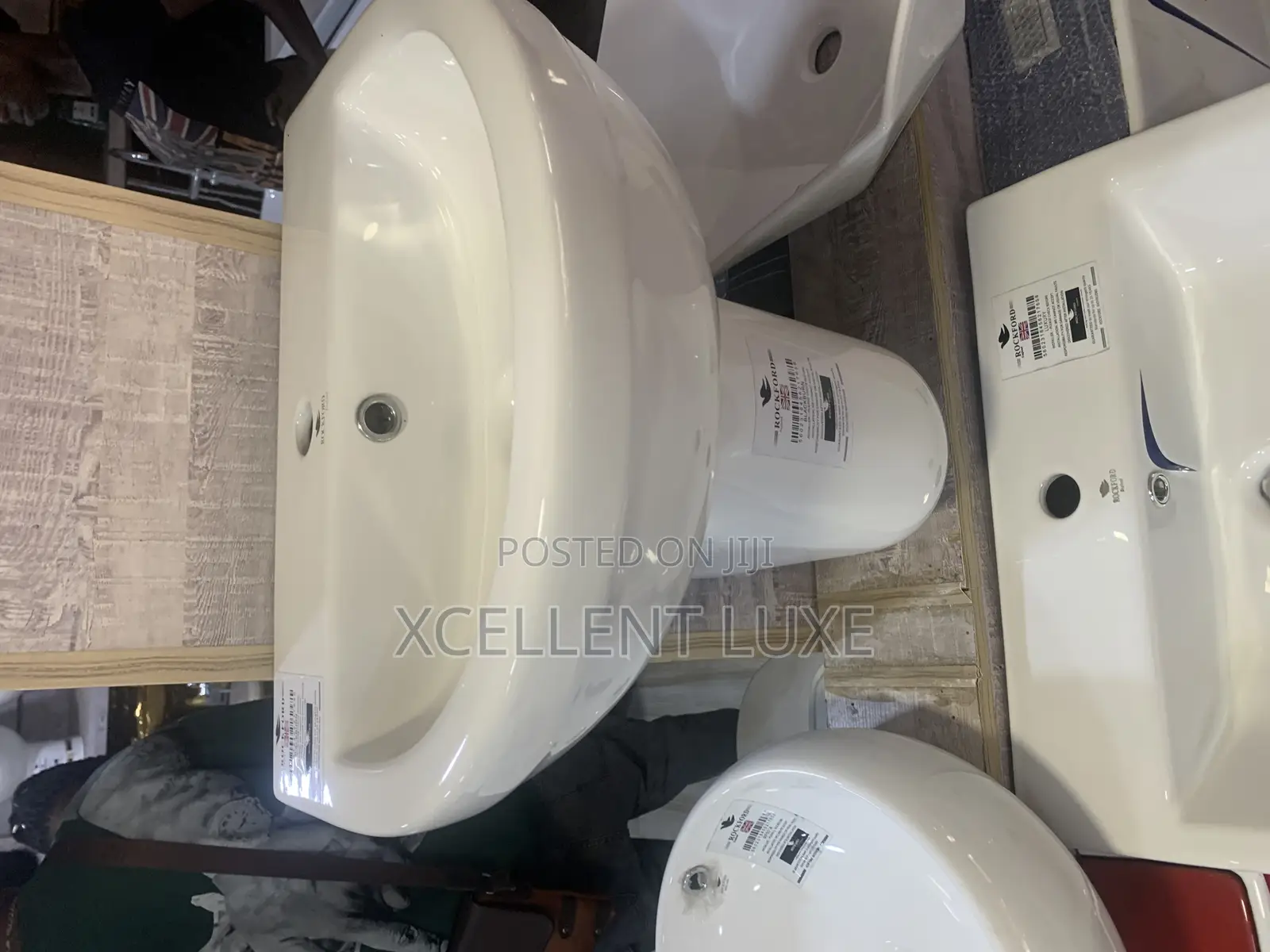 Wall Hanging Wash Hand Basin
