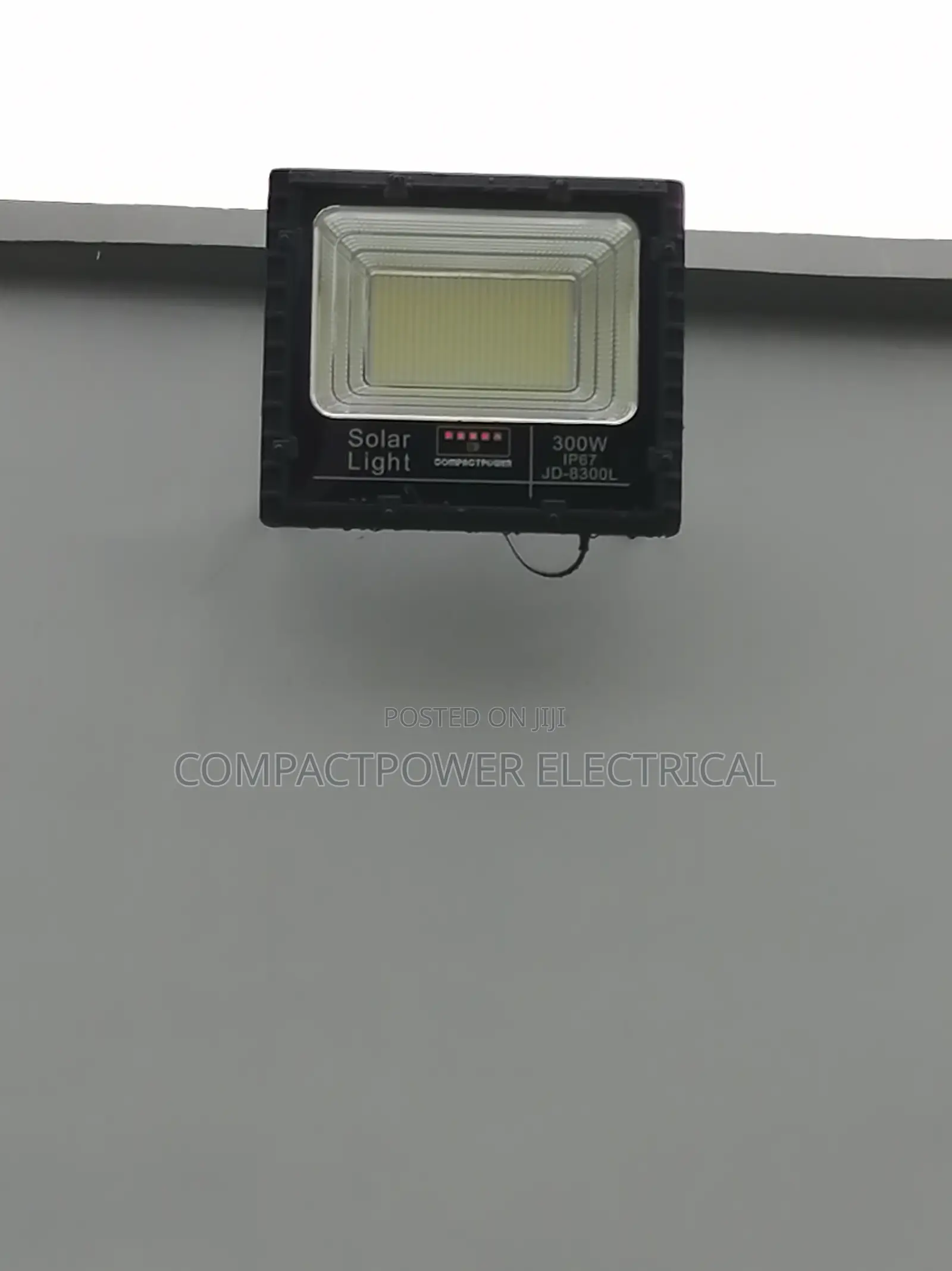 300watts Industrial Solar Flood Light - High Quality -5years+