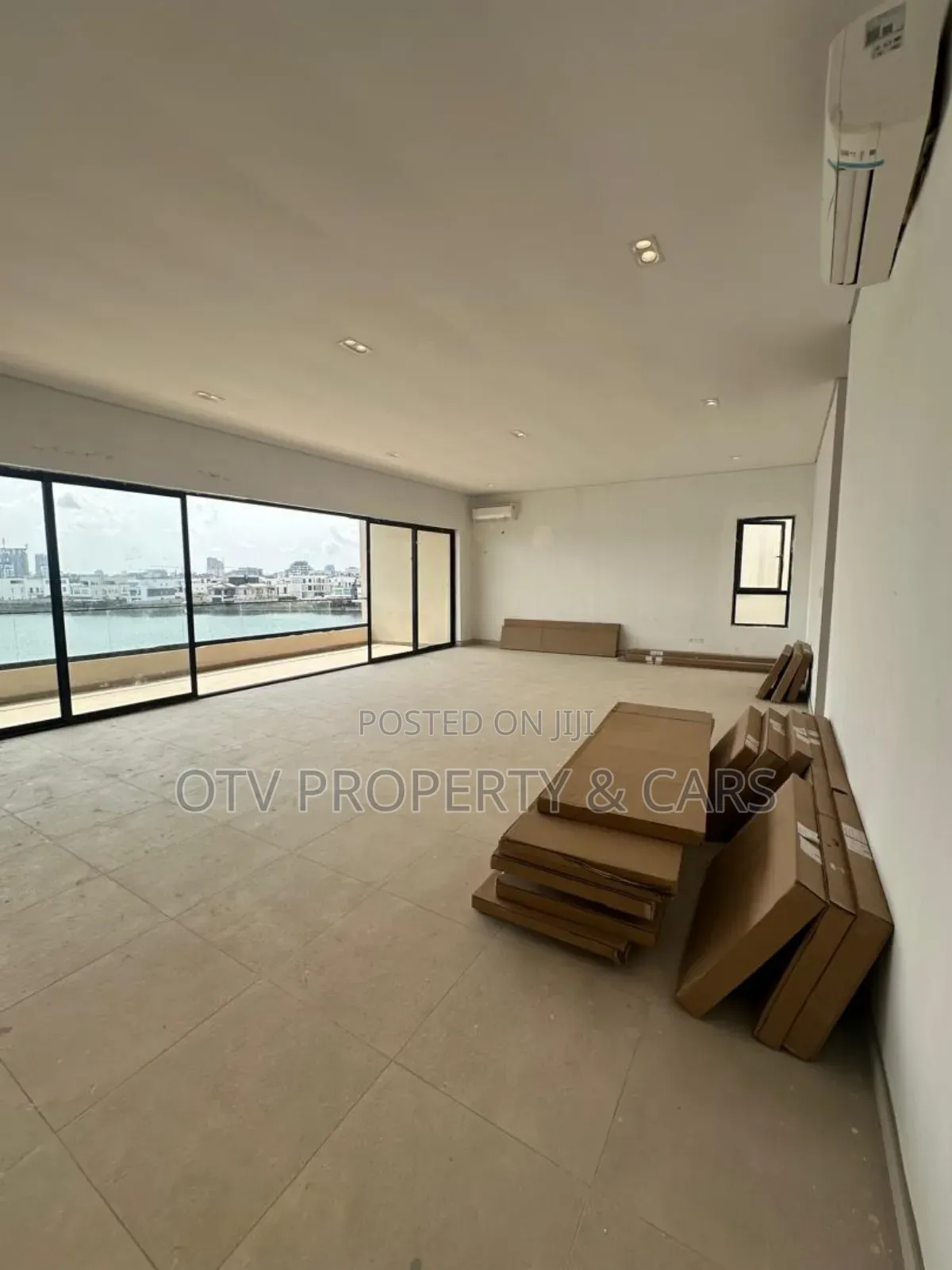 Furnished 5bdrm Duplex in Banana Island for sale
