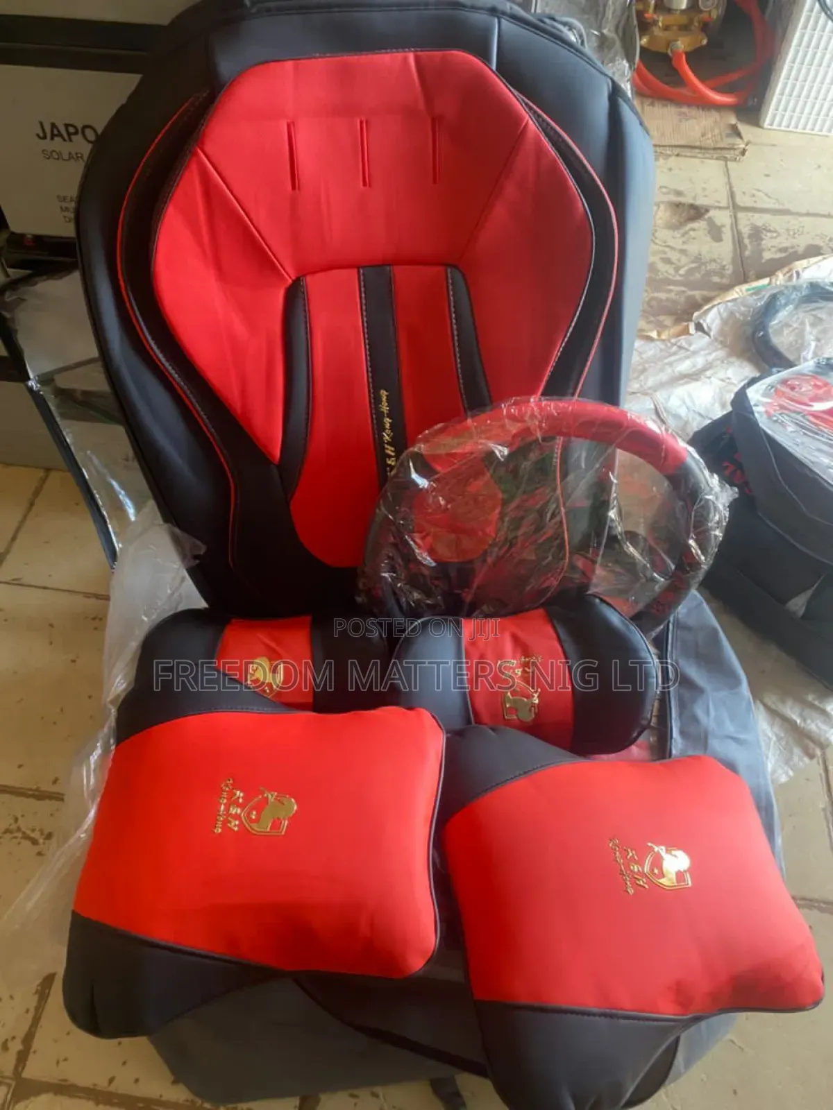 Foreign Seat Cover Red / Black