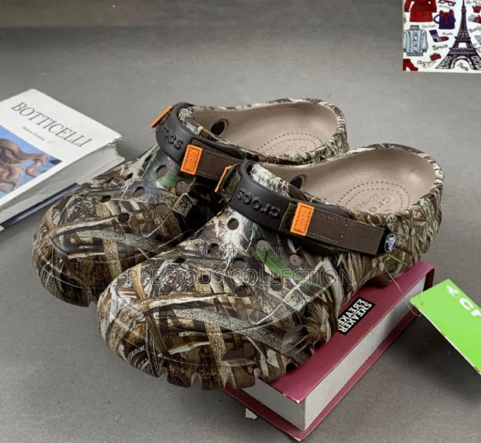 Unisex Top Quality Crocs With Strap