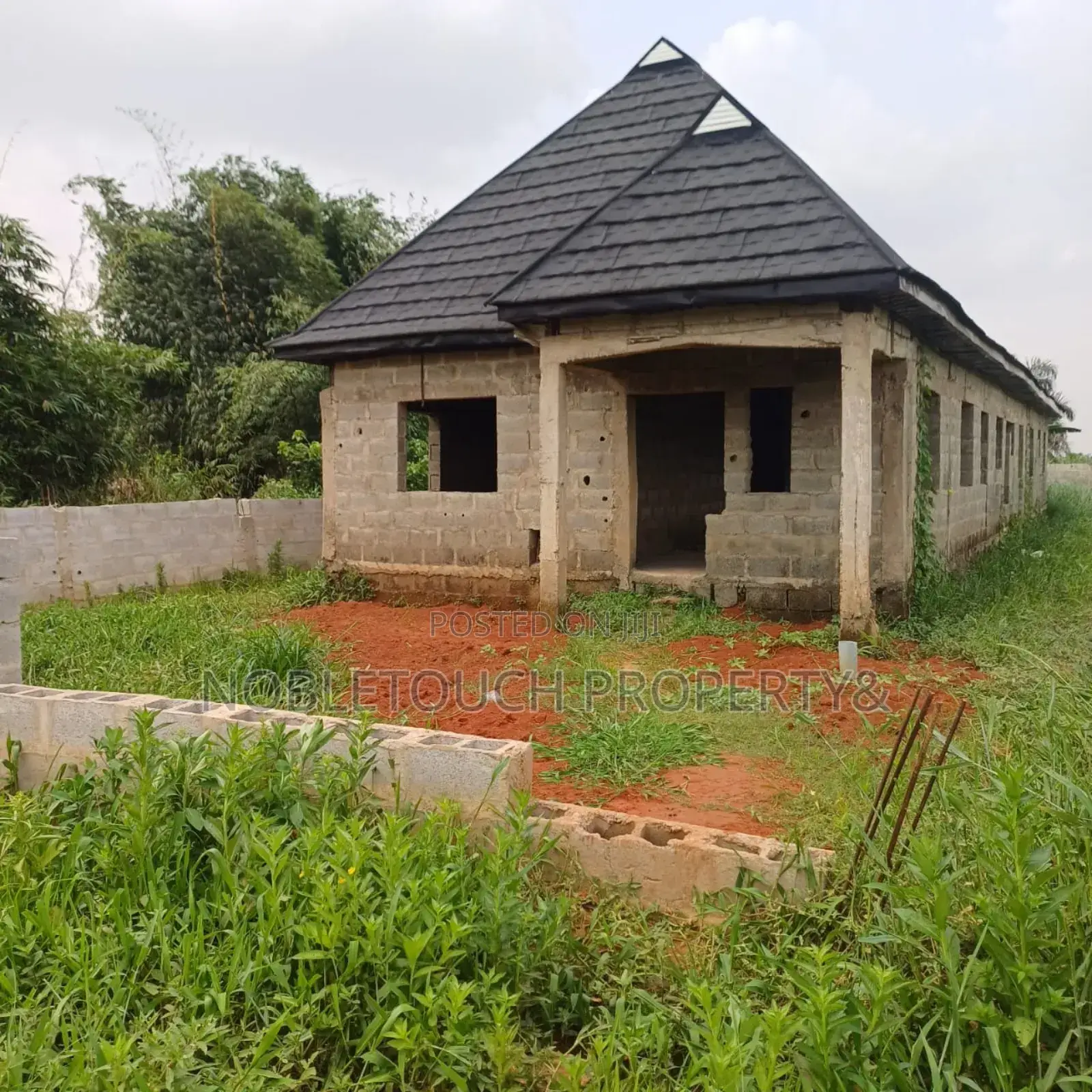 3bdrm Bungalow In Ikola Ipaja Lagos For Sale