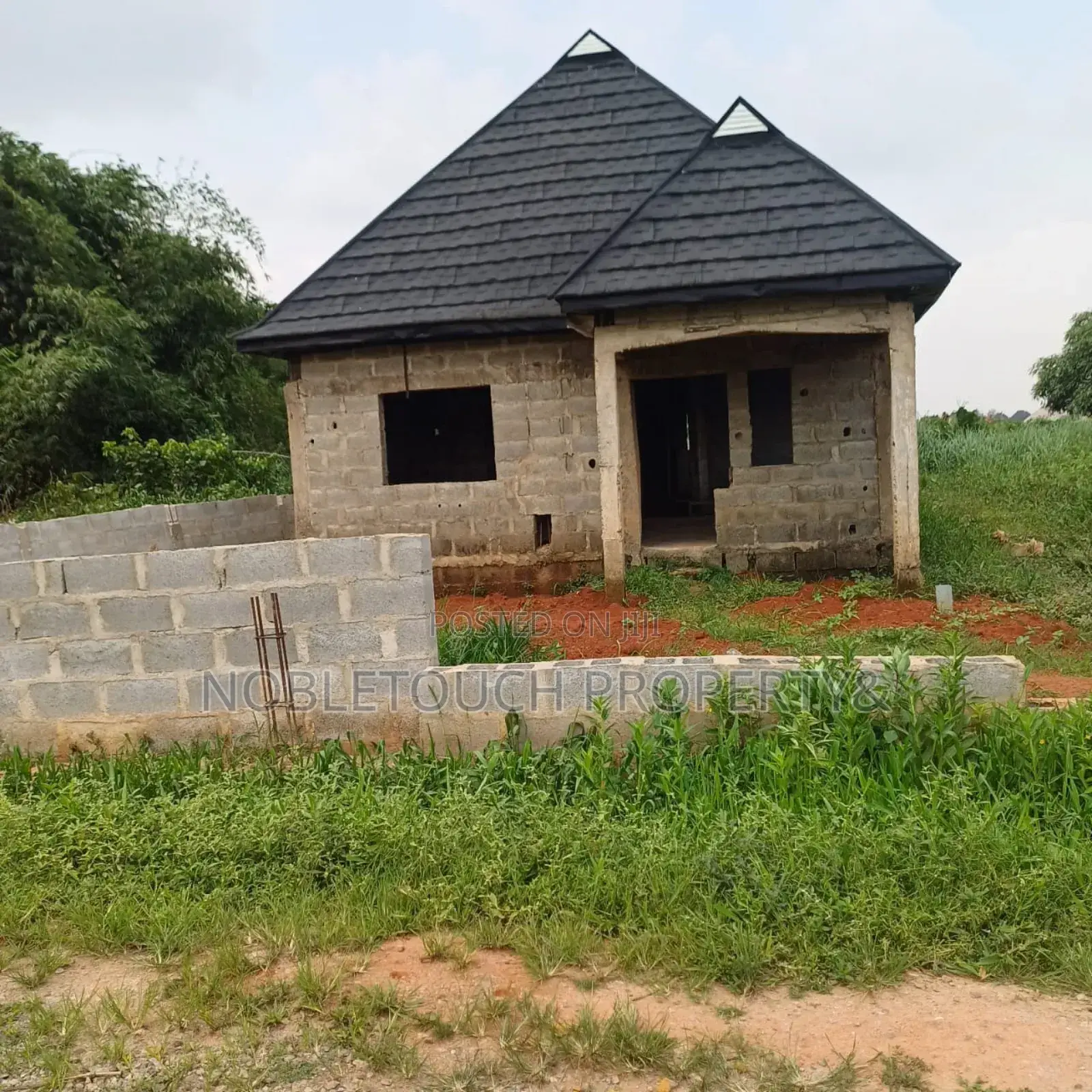 3bdrm Bungalow In Ikola Ipaja Lagos For Sale
