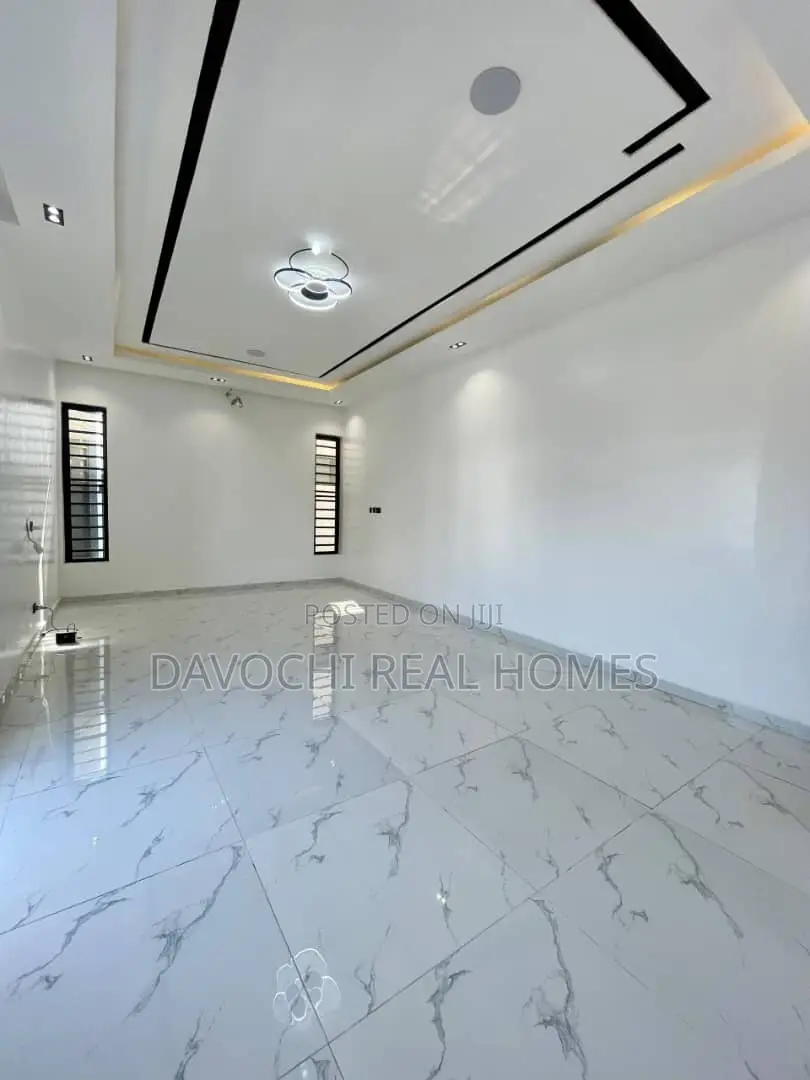 5bdrm Duplex in Osapa London., Ado / Ajah for sale