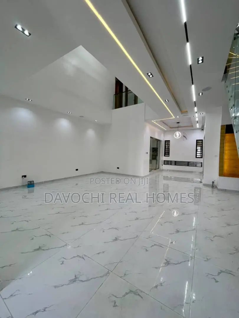 5bdrm Duplex in Osapa London., Ado / Ajah for sale