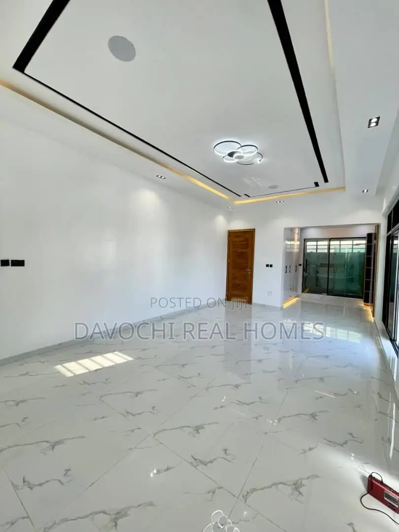 5bdrm Duplex in Osapa London., Ado / Ajah for sale