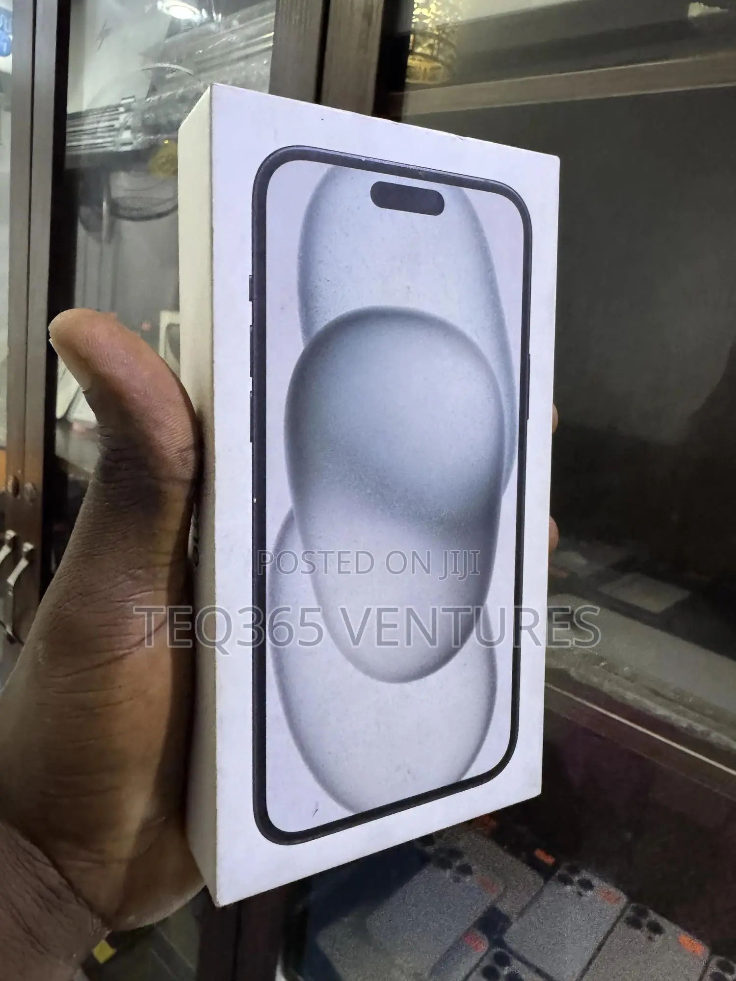 New Apple iPhone 15 Plus 128 GB Black