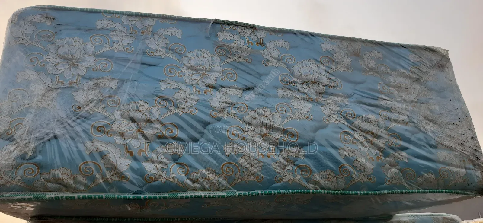 4 1⁄2 6fit by 20inches Matress
