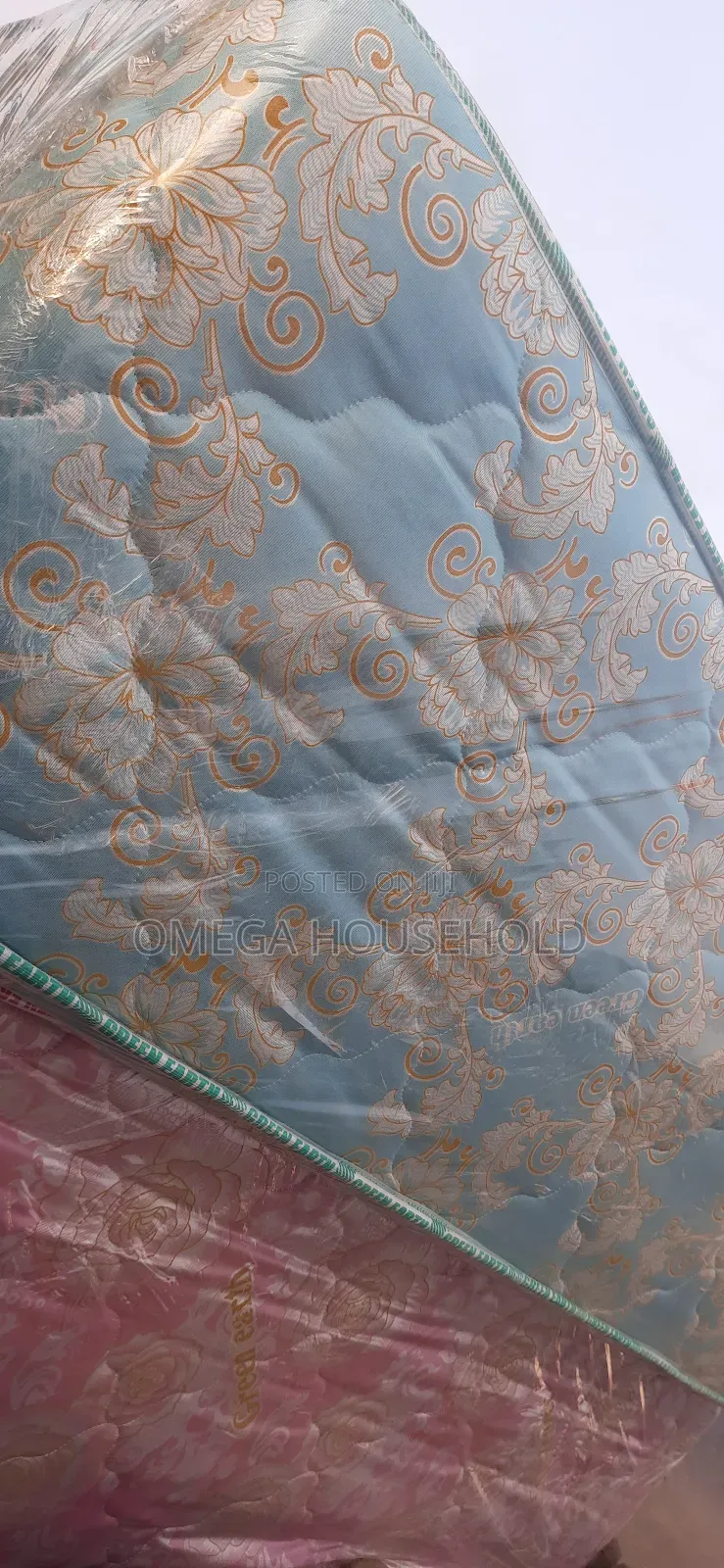 4 1⁄2 6fit by 20inches Matress
