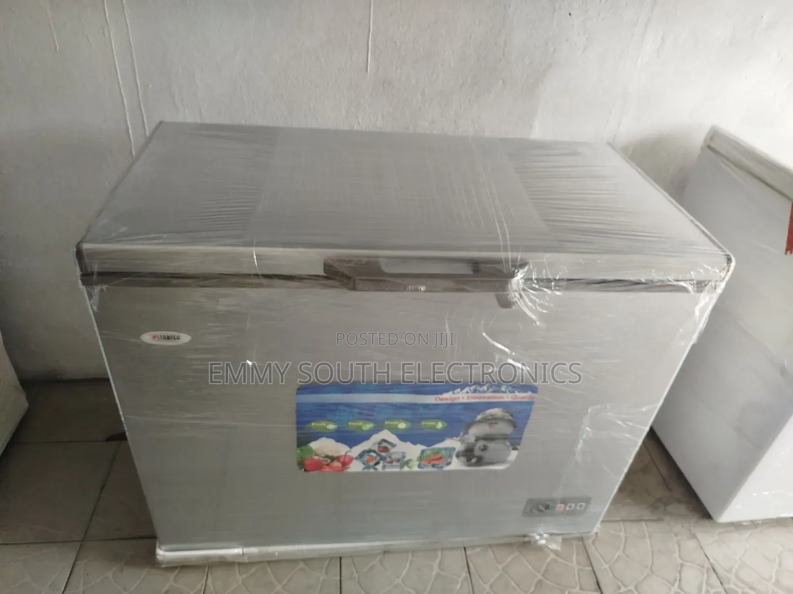 Startek Chest Deep Freezer Low Voltage 305 L