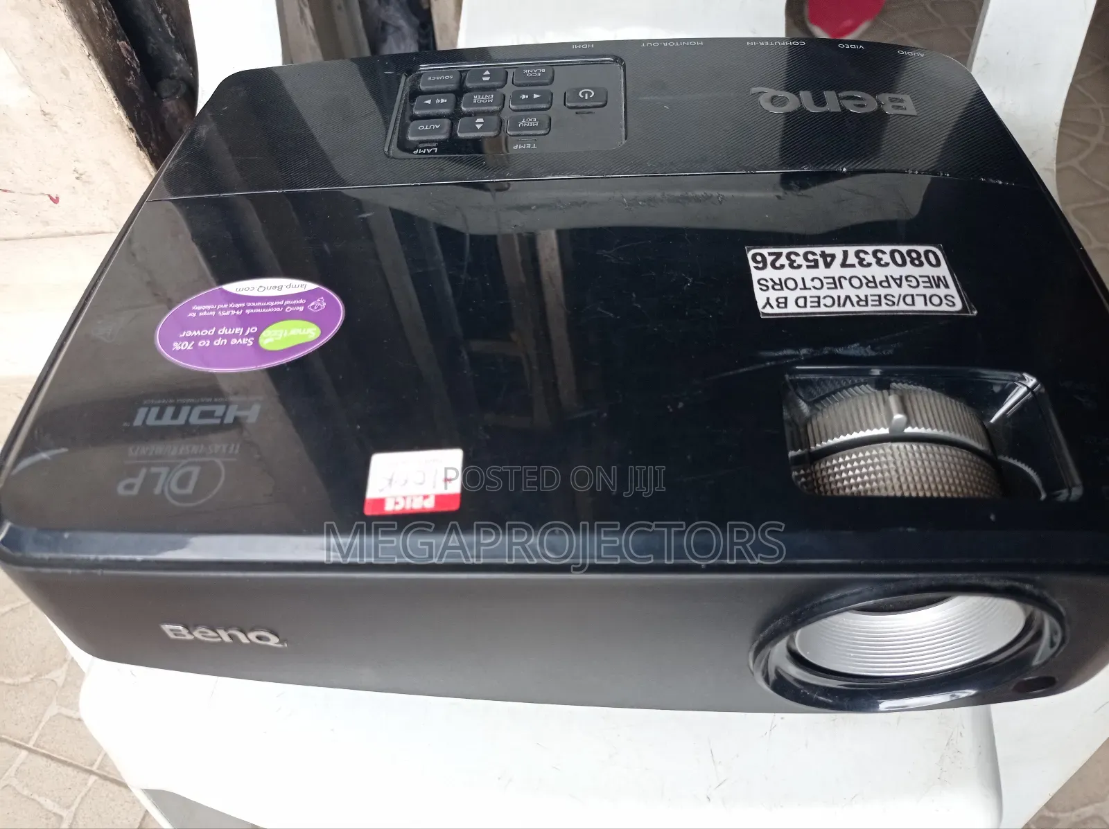 Black Benq Projector for Big Guys