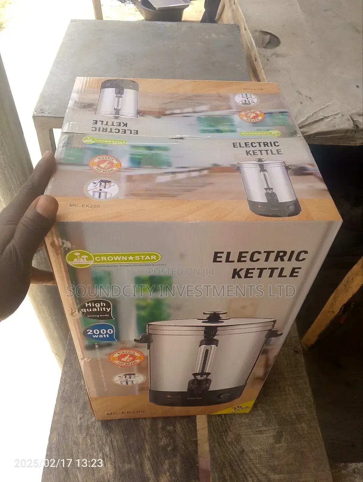 Crown Star Electric Kettle With Stainless Bucket.