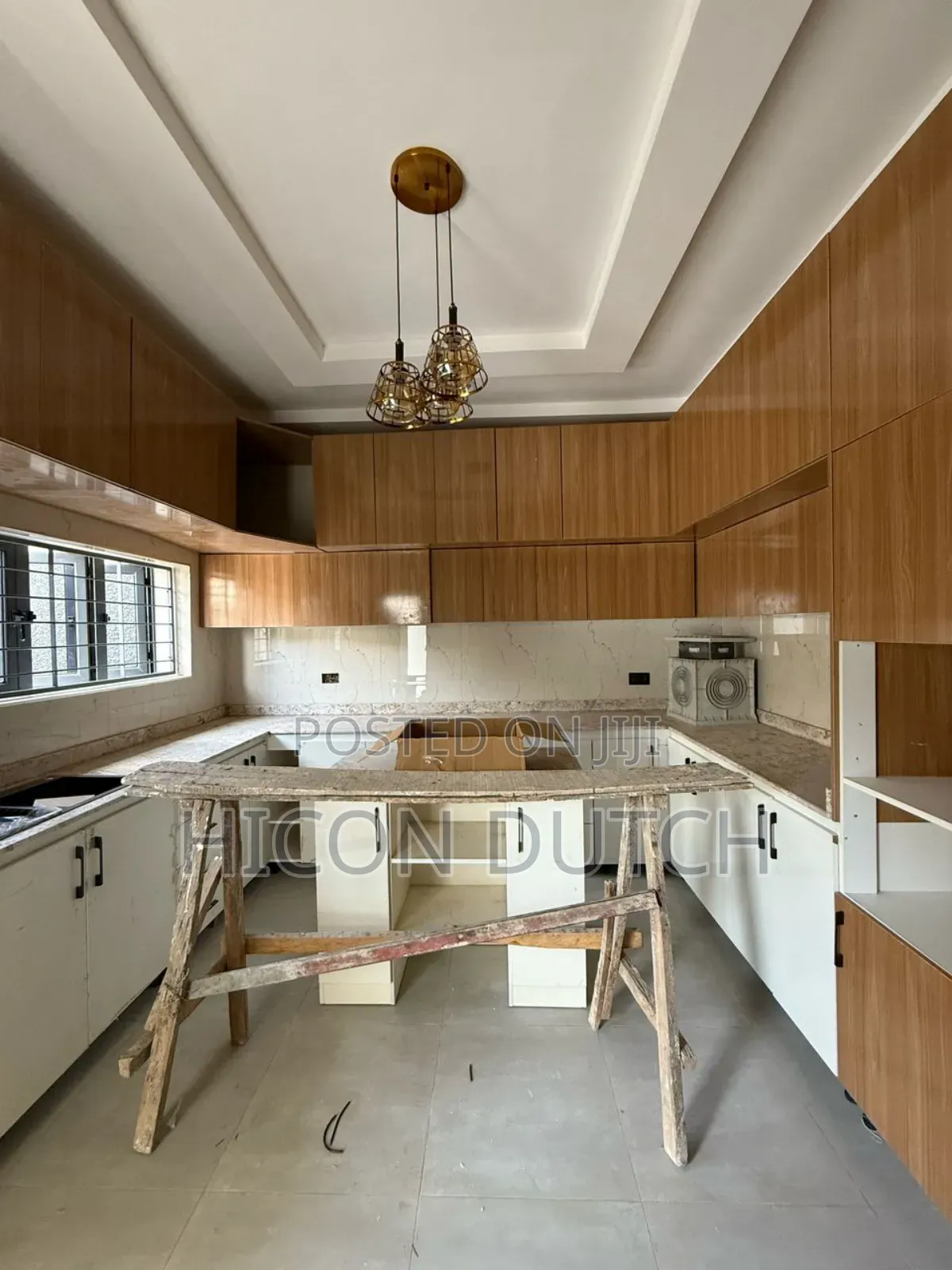 5bdrm Duplex in Admiralty City, Asokoro for sale