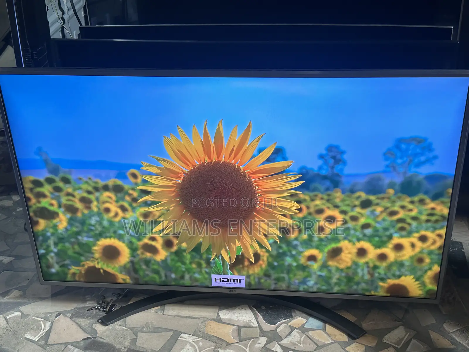 LG 50 Inches Uhd Smart TV