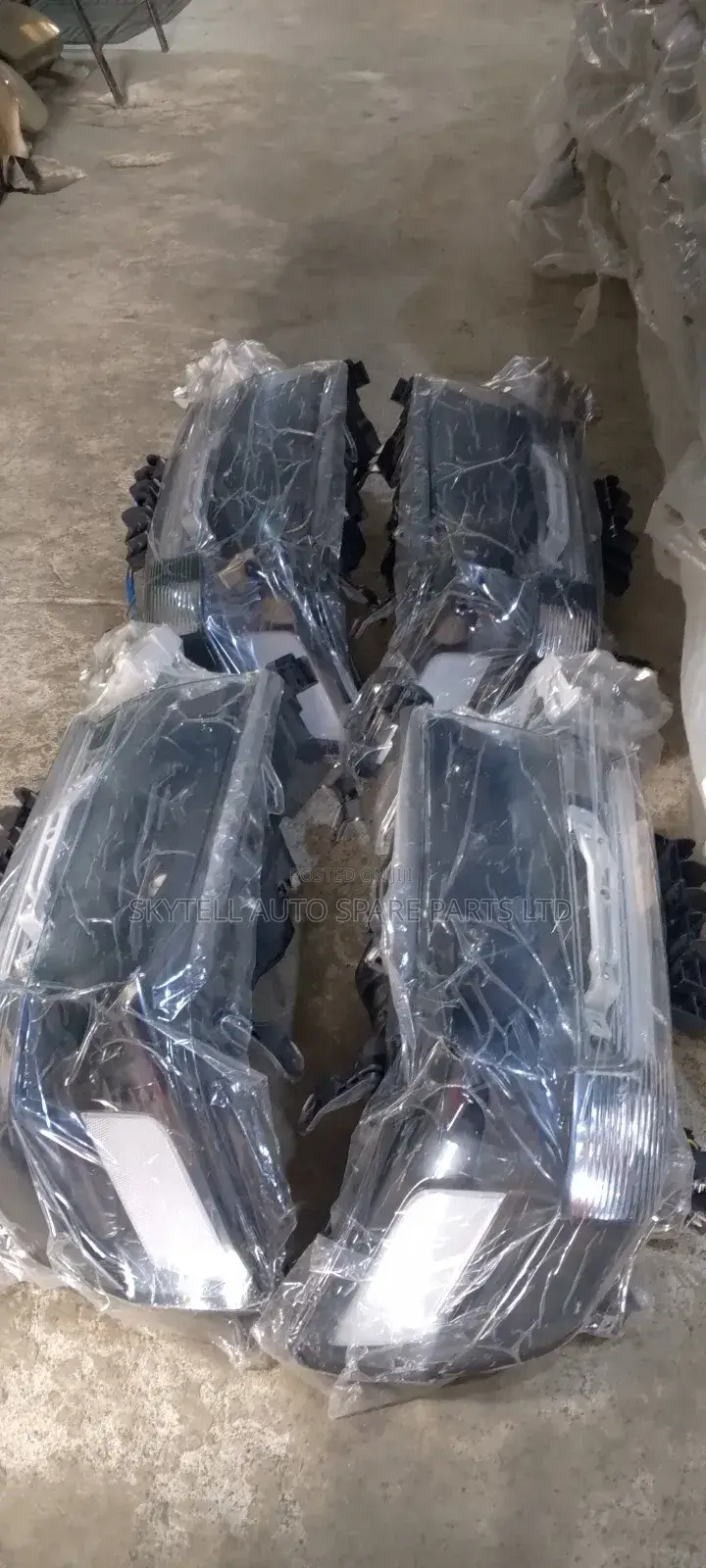 Head Light for Toyota Land Cruiser 2018