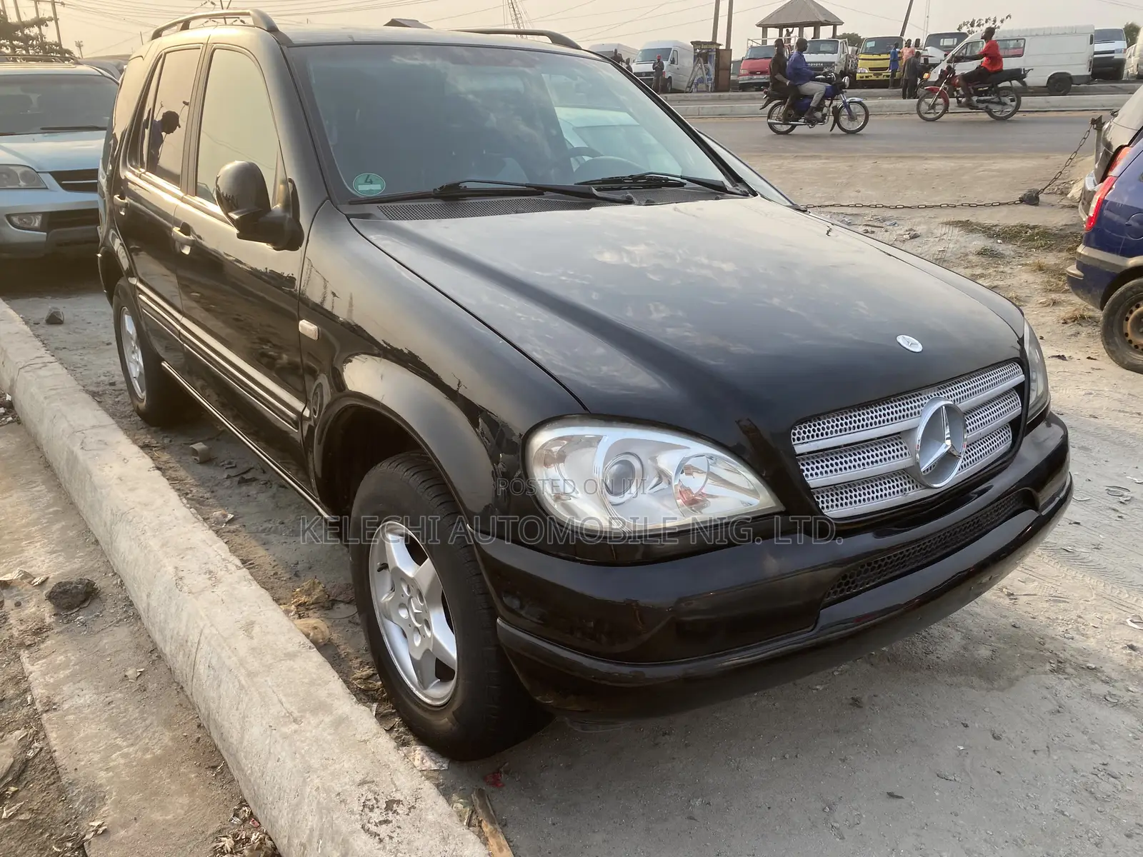 Mercedes-Benz M Class ML 320 2001 Black
