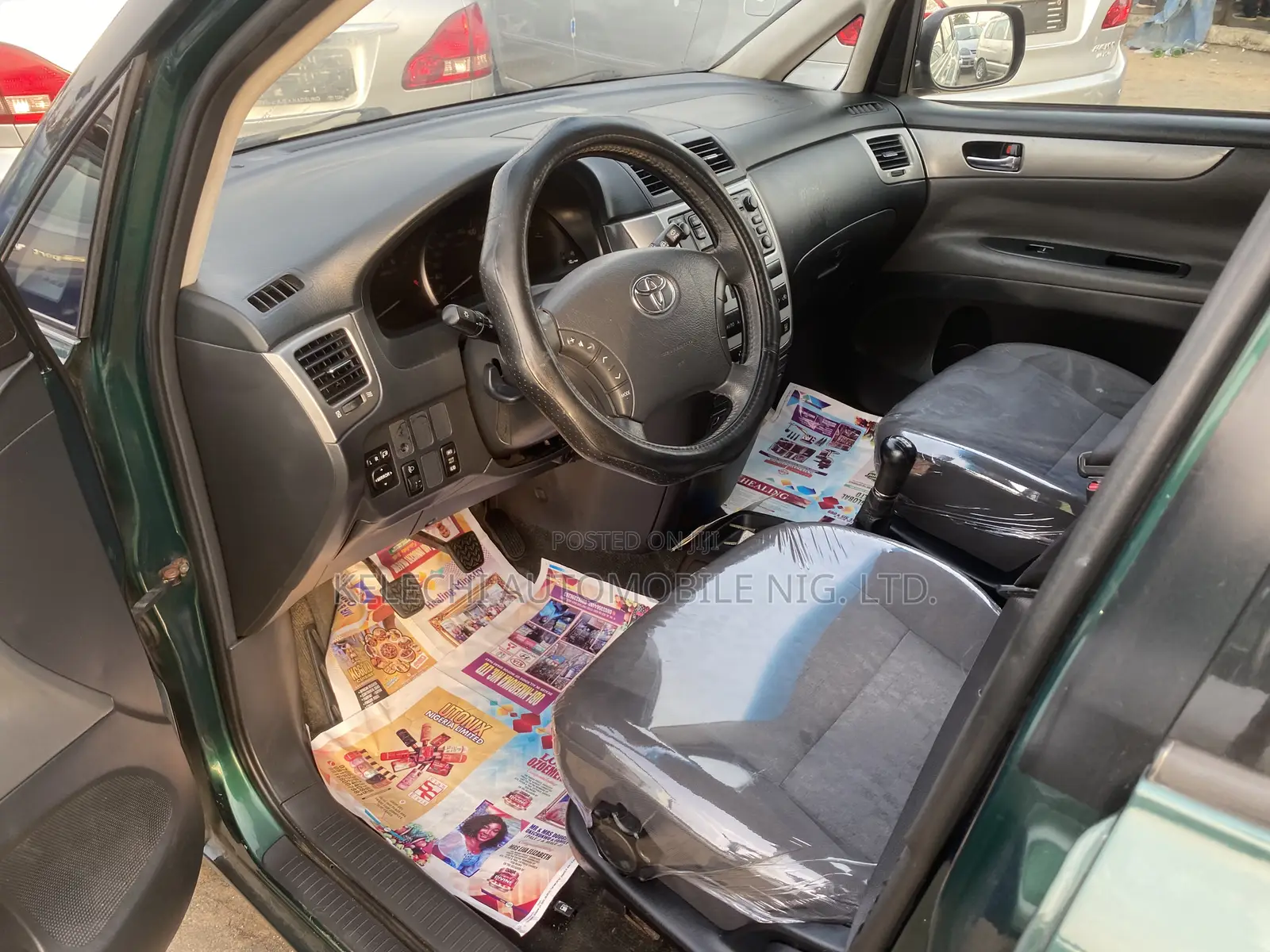 Toyota Avensis Verso 2.0 D-4D 2006 Green