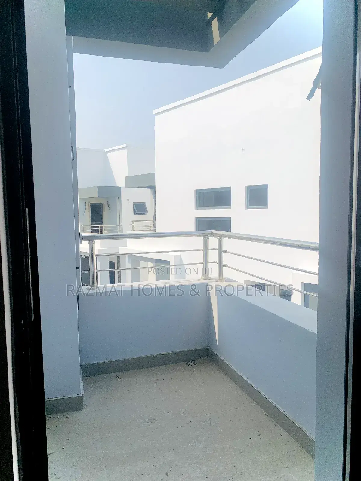 4bdrm Duplex in Alaka/Iponri for sale