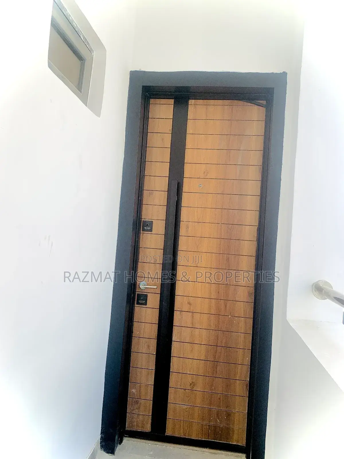 4bdrm Duplex in Alaka/Iponri for sale