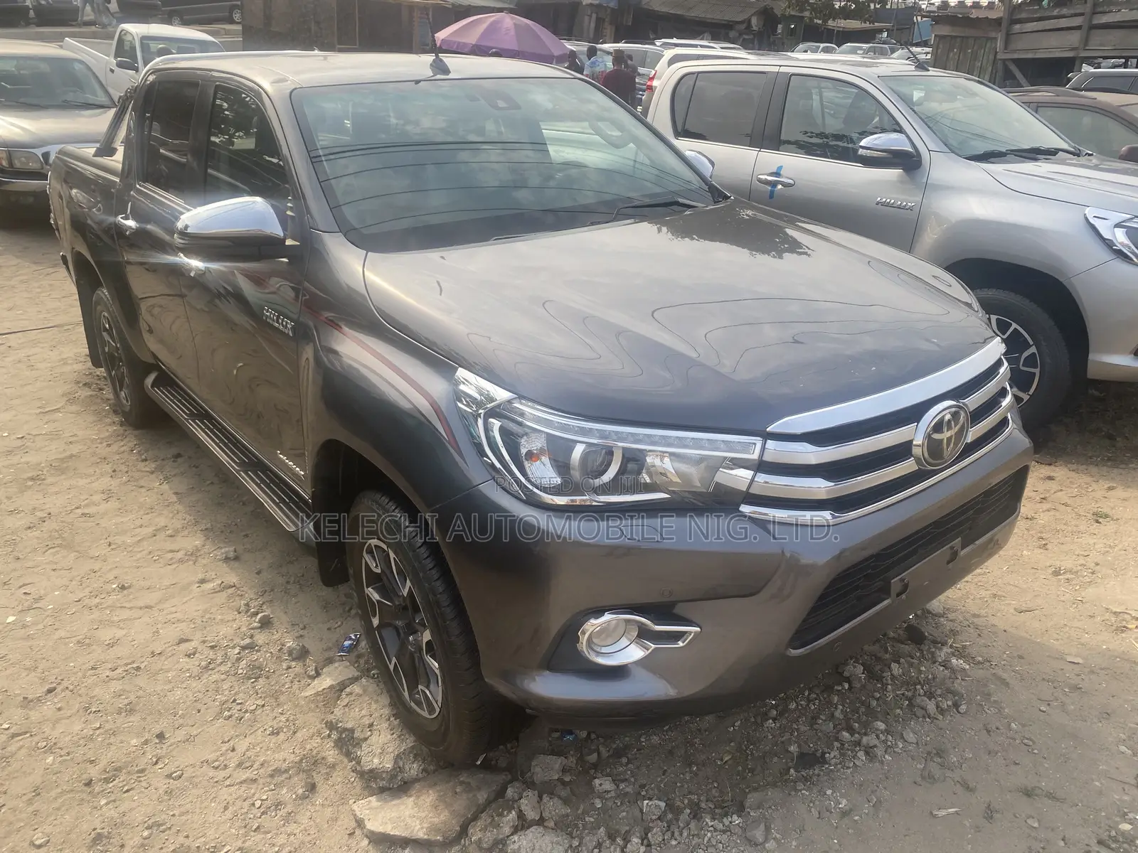 Toyota Hilux 2019 Gray