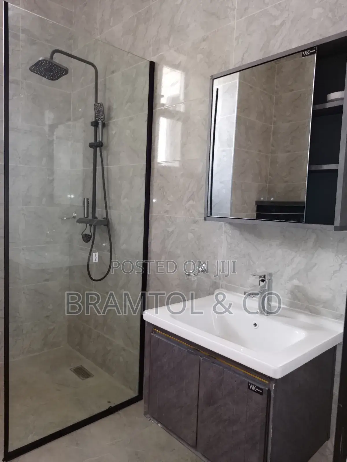 4bdrm Townhouse / Terrace in Wuse 2 for rent