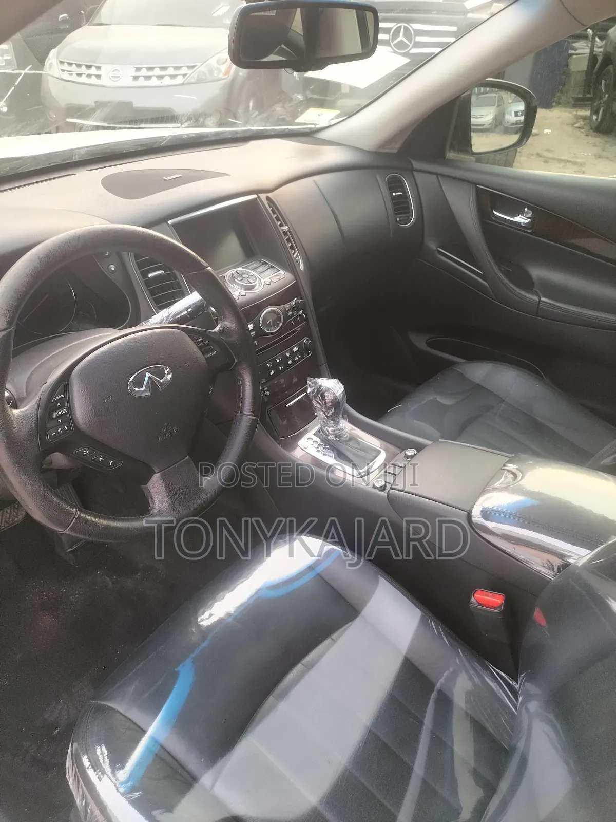 Infiniti EX 35 Journey 2011 White