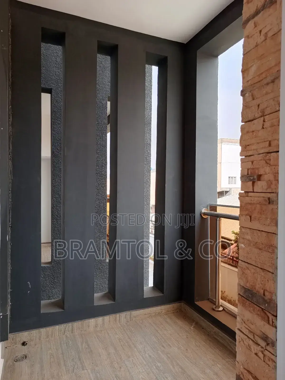 4bdrm Townhouse/Terrace in 600, Wuse 2 for Sale