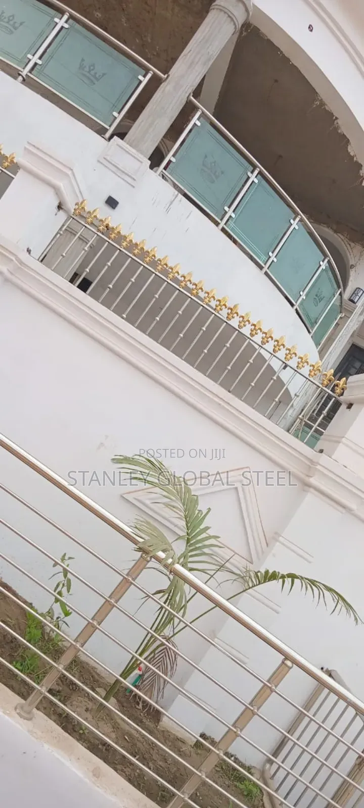 Wall Railings With Glass