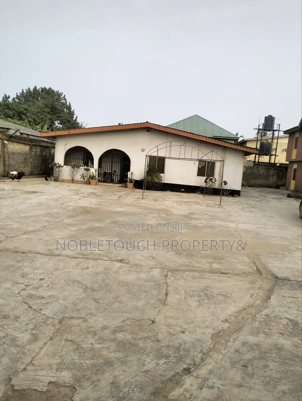 3bdrm Block of Flats in Governor'S Road for sale