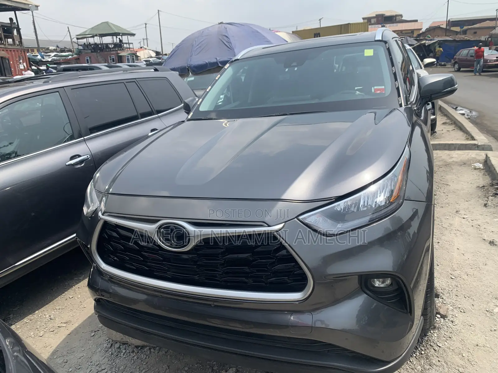 Toyota Highlander Limited 2022 Gray