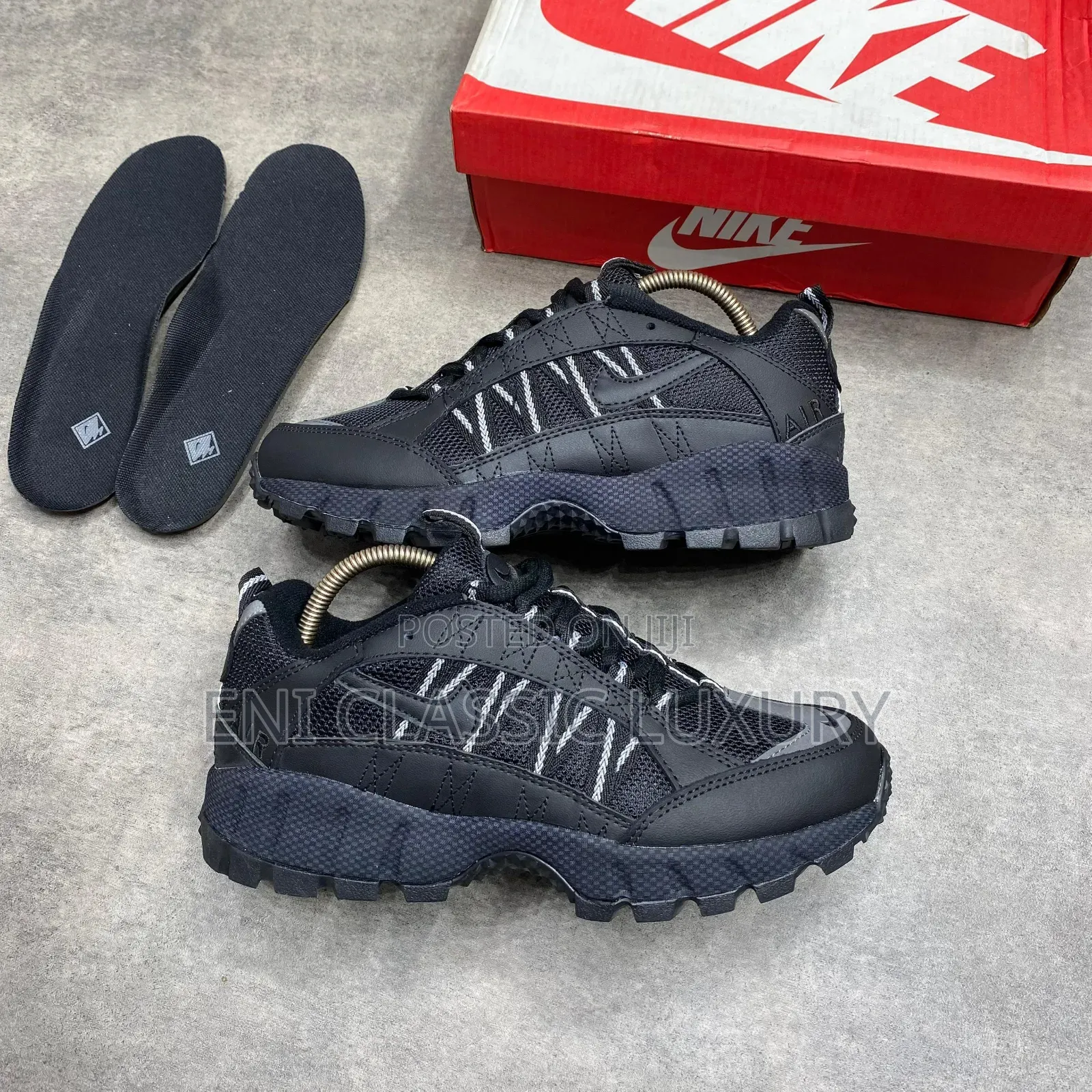 New Trend Luxury Sneakers Nike Available In Store