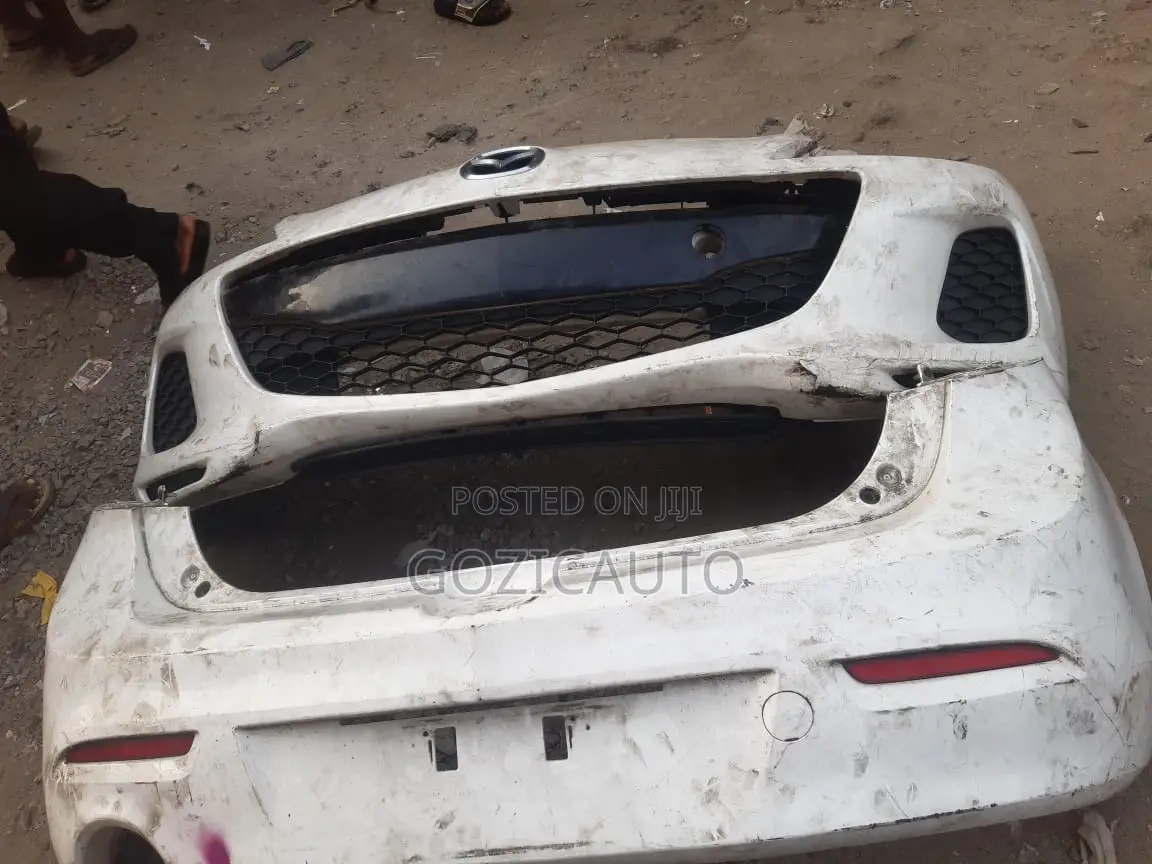 Replacement For Front Bumper Complet Mazda 3 2010 2012