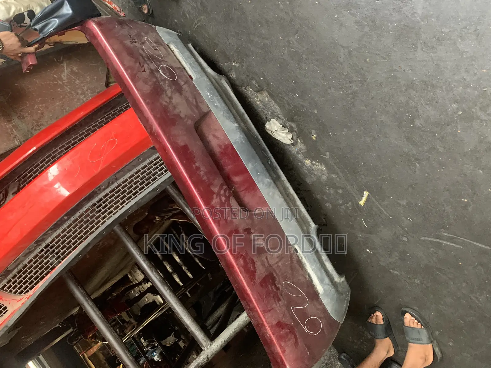 Back Bumper Dodge Challenger 2018