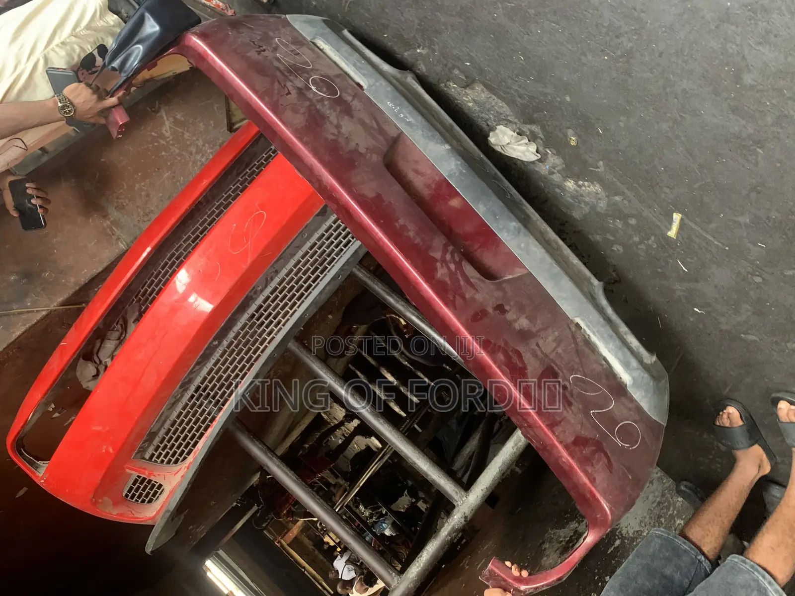 Back Bumper Dodge Challenger 2018