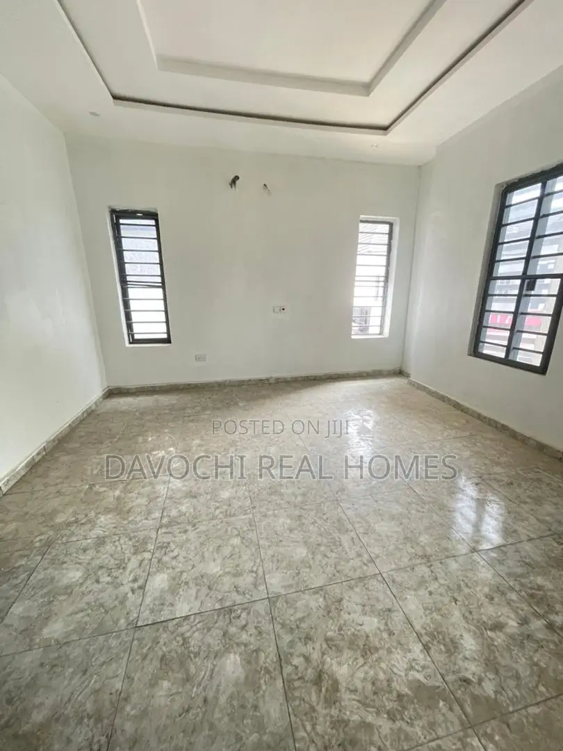 4bdrm Duplex in Orchid Road, Lekki for rent