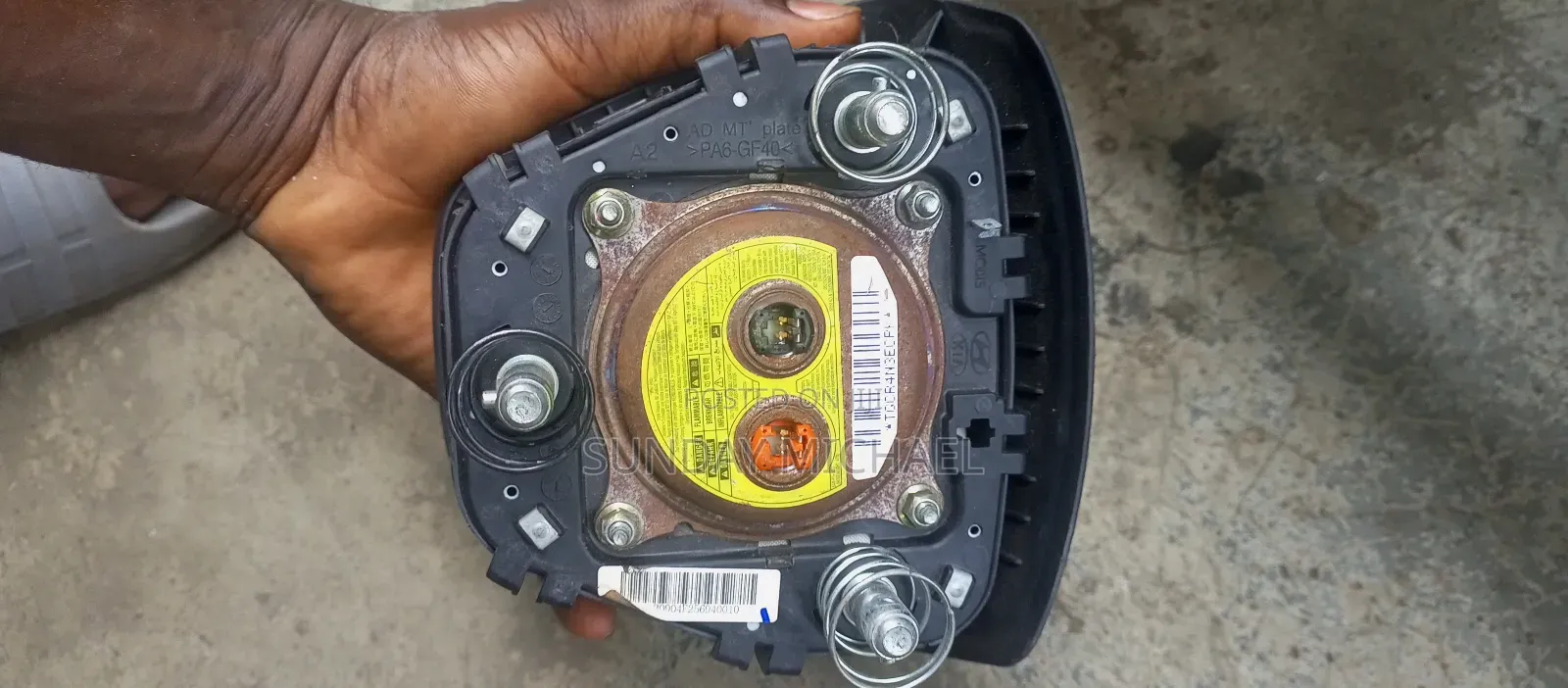 Hyundai Sonata Steering Airbag