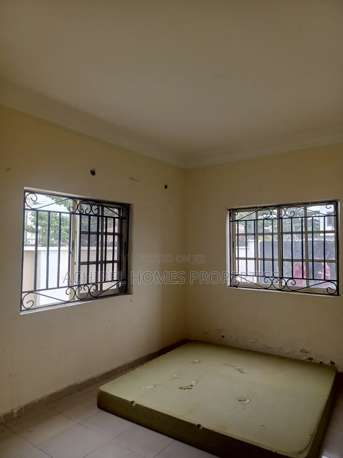 3bdrm Apartment in Off Providence, Lekki Phase 1 for rent