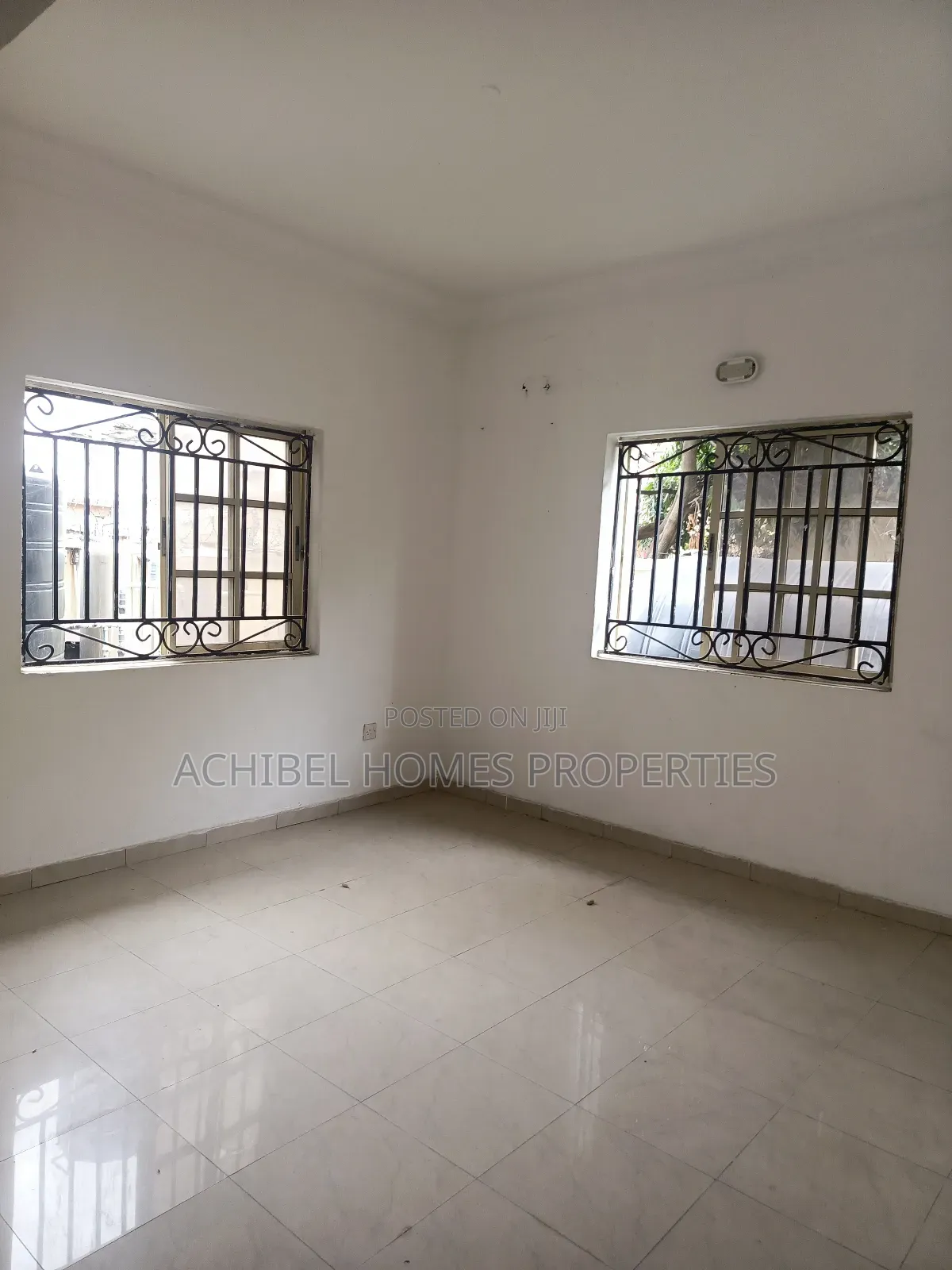 3bdrm Apartment in Off Providence, Lekki Phase 1 for rent
