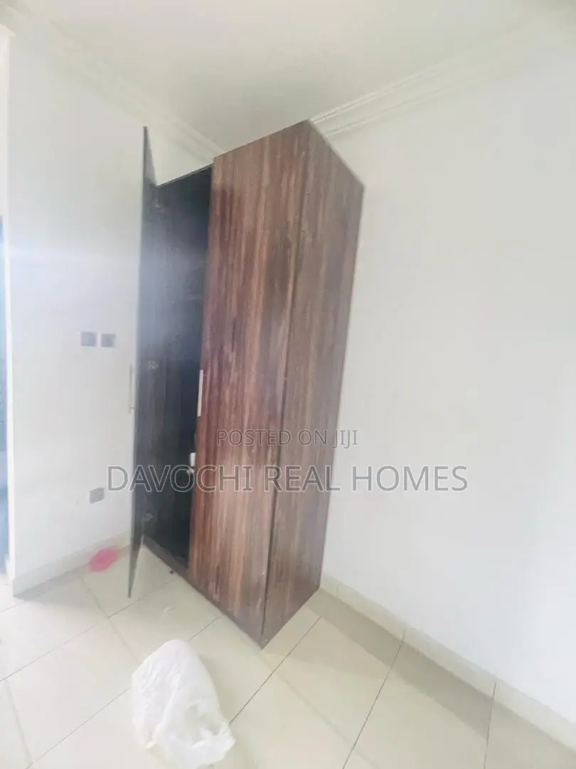 2bdrm Apartment in Ikota, Lekki for rent