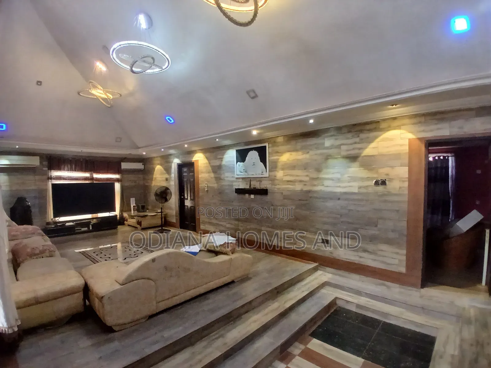 3bdrm Duplex in Olonde, Ologuneru for sale