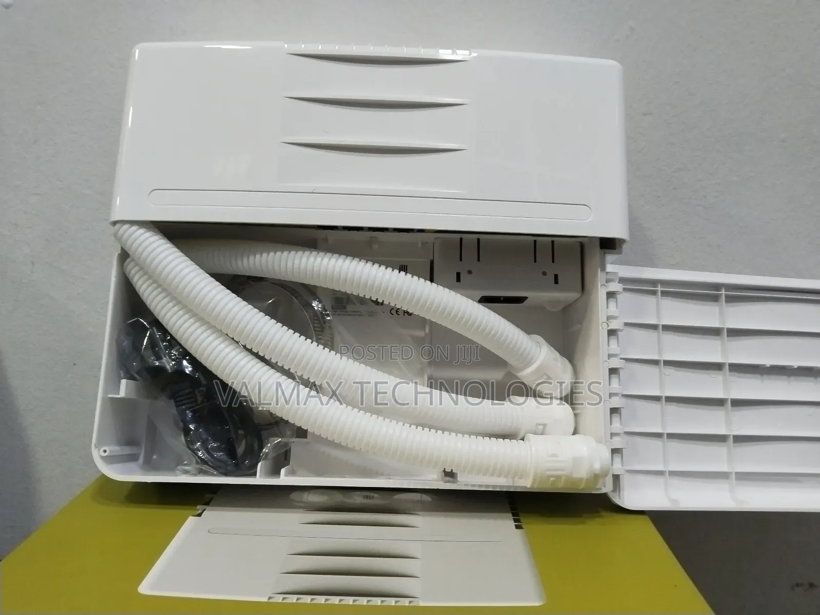 Genata Outdoor / Indoor 8 Port Poe Switch
