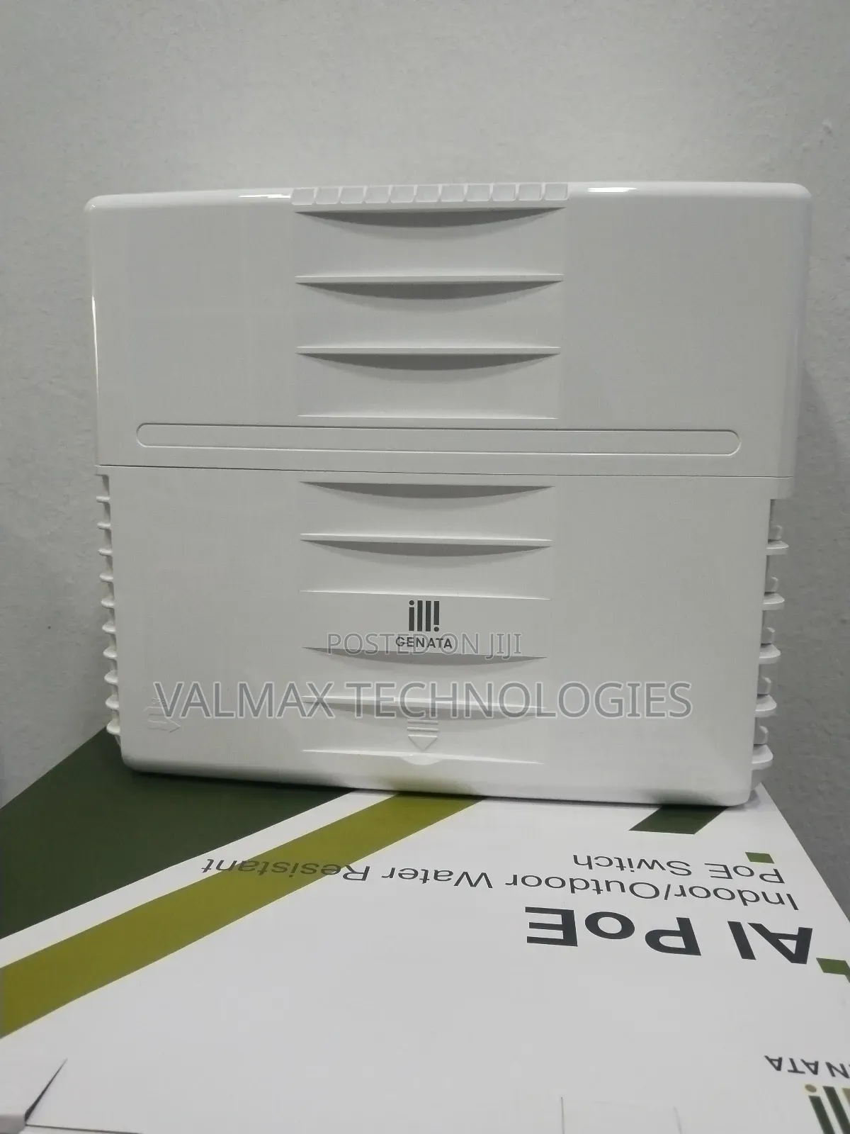 Genata Indoor/Outdoor 8 P0rt Poe and Gigabit Ai Switch