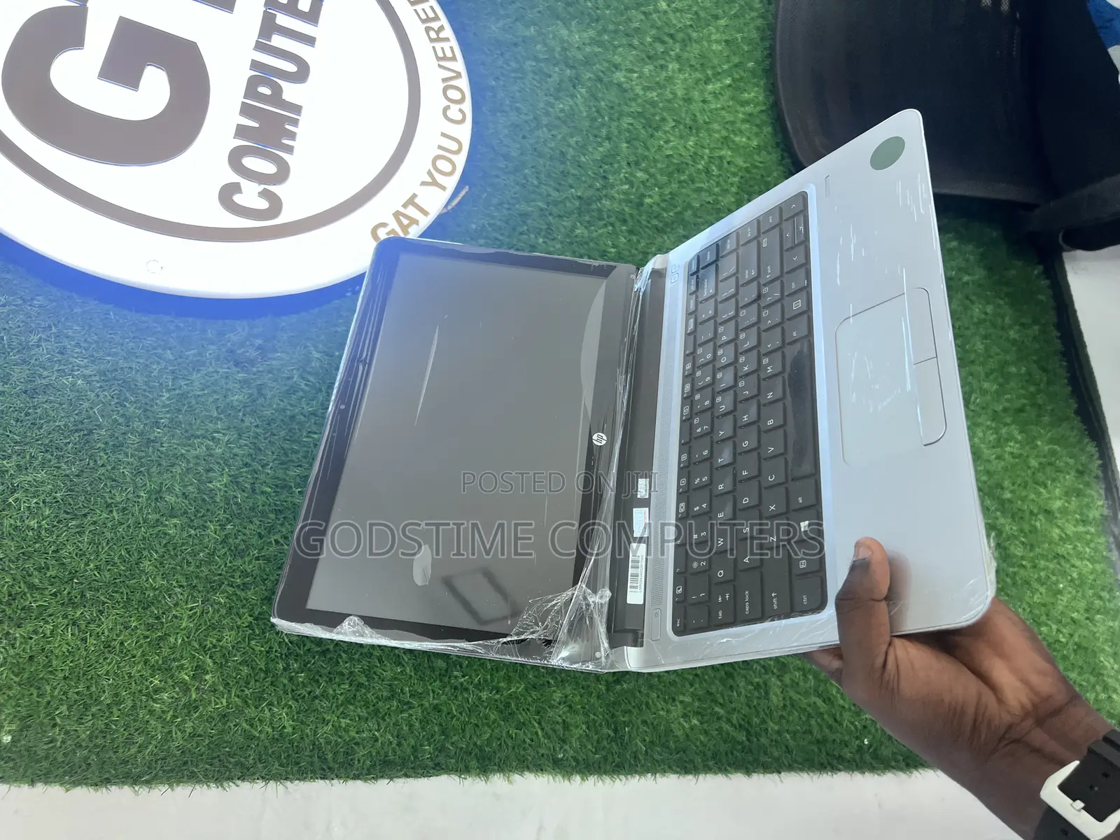 New Laptop HP 430 G3 8GB Intel Core I5 SSD 256GB