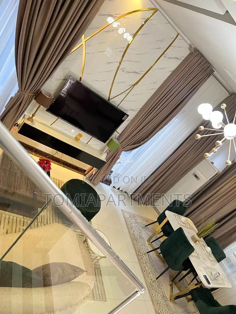 4 Bedroom Duplex Shortlet With Pool and Gym in Lekki Phase 1