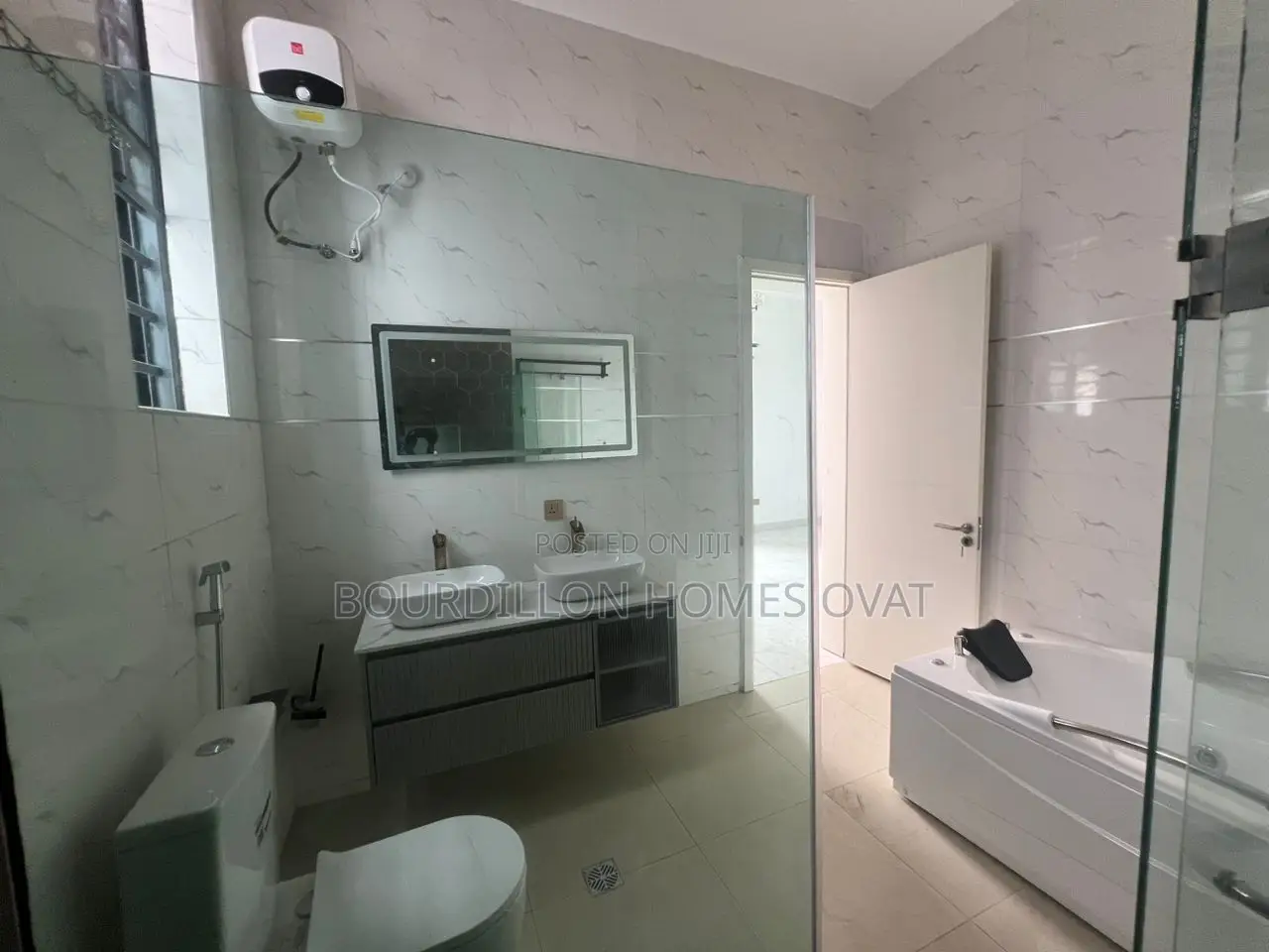 5bdrm Duplex in Osapa london for sale