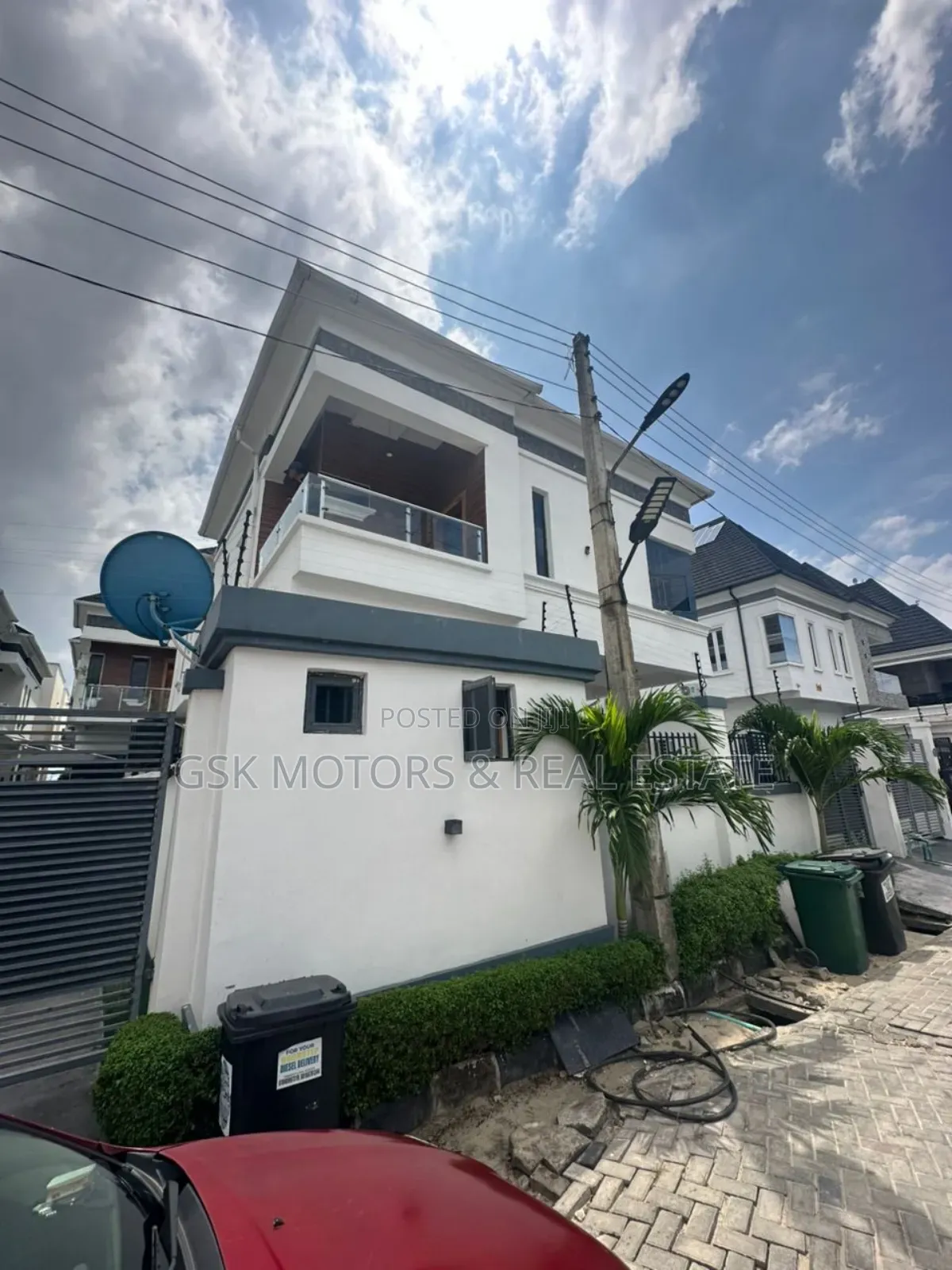 4bdrm Duplex in Chevron, Lekki Expressway for sale