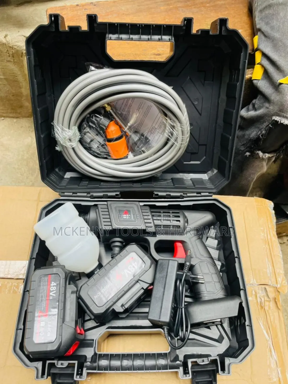 Cordless High Pressure Washer With 2 Batteries